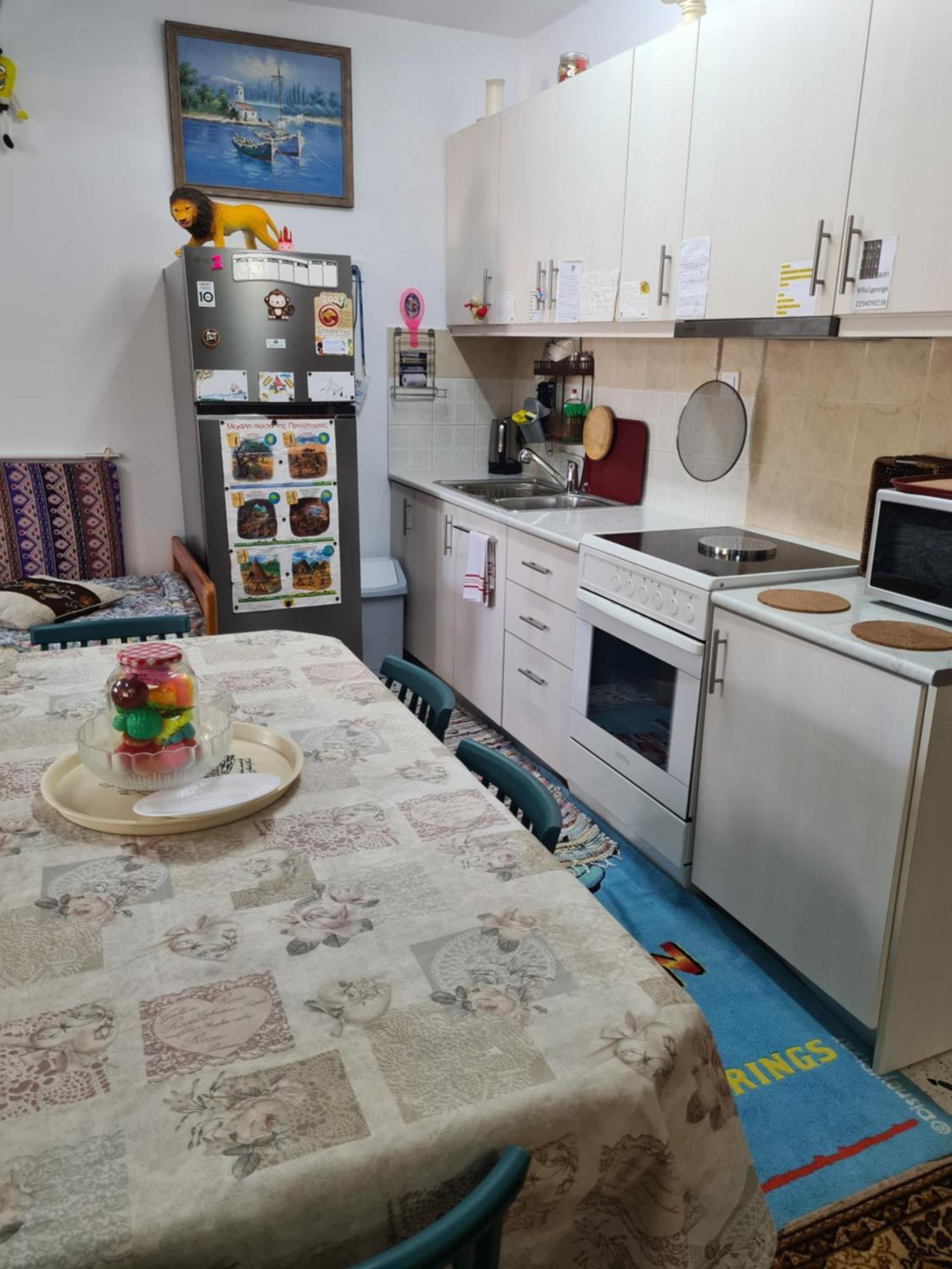 Villa George - Family Holidays Néa Mákri エクステリア 写真