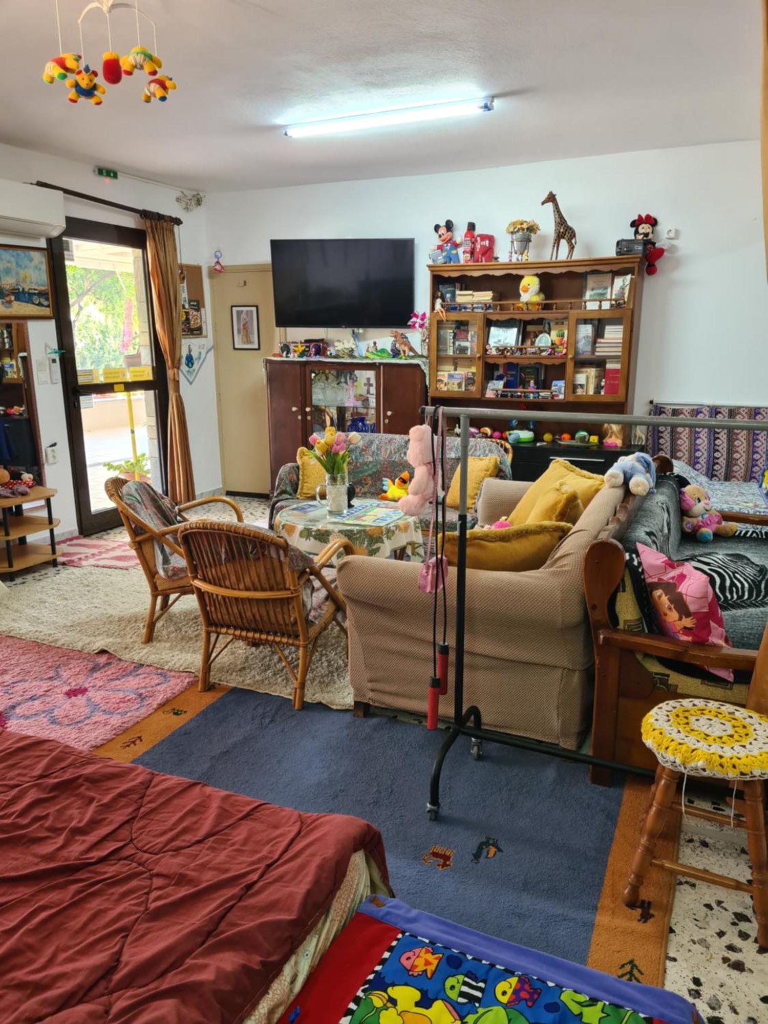 Villa George - Family Holidays Néa Mákri エクステリア 写真