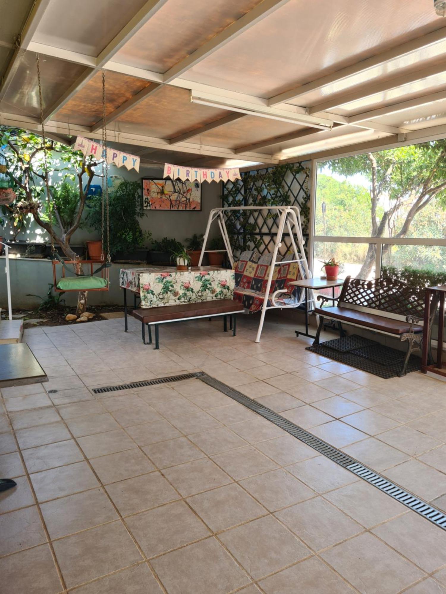 Villa George - Family Holidays Néa Mákri エクステリア 写真