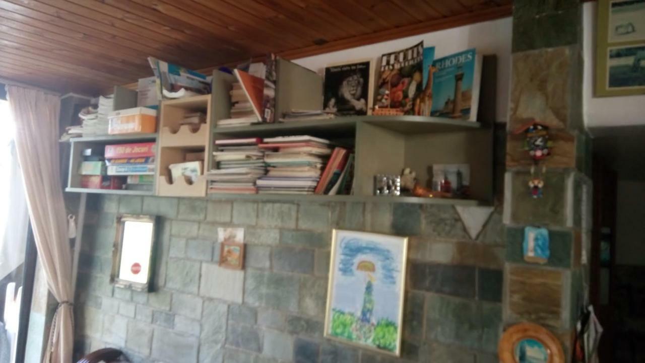 Villa George - Family Holidays Néa Mákri エクステリア 写真