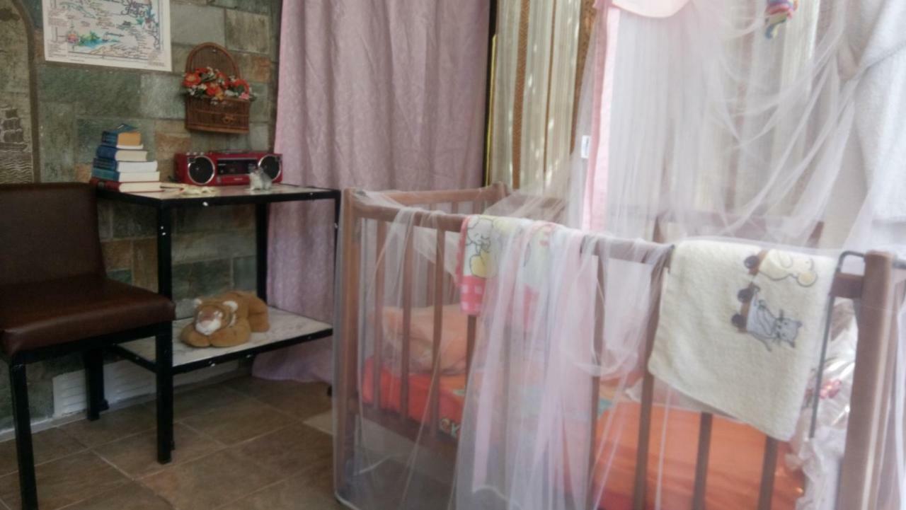 Villa George - Family Holidays Néa Mákri エクステリア 写真